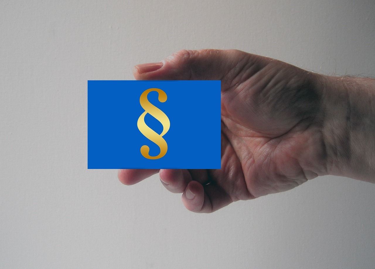 佛山律师怎么找,费用多少,如何避免法律风险? 佛山律师怎么找,费用多少,如何避免法律风险?